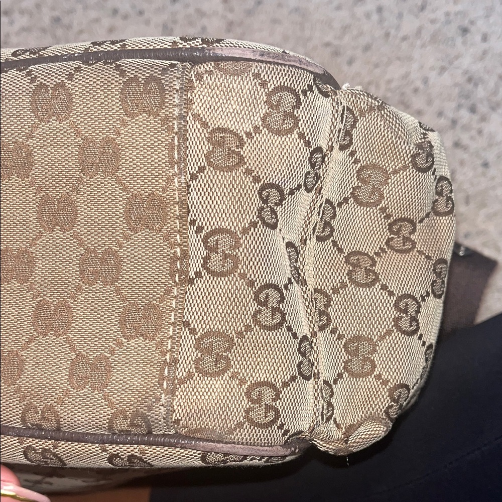 Gucci Beige and Brown GG Baby Bag - Picture 2 of 8